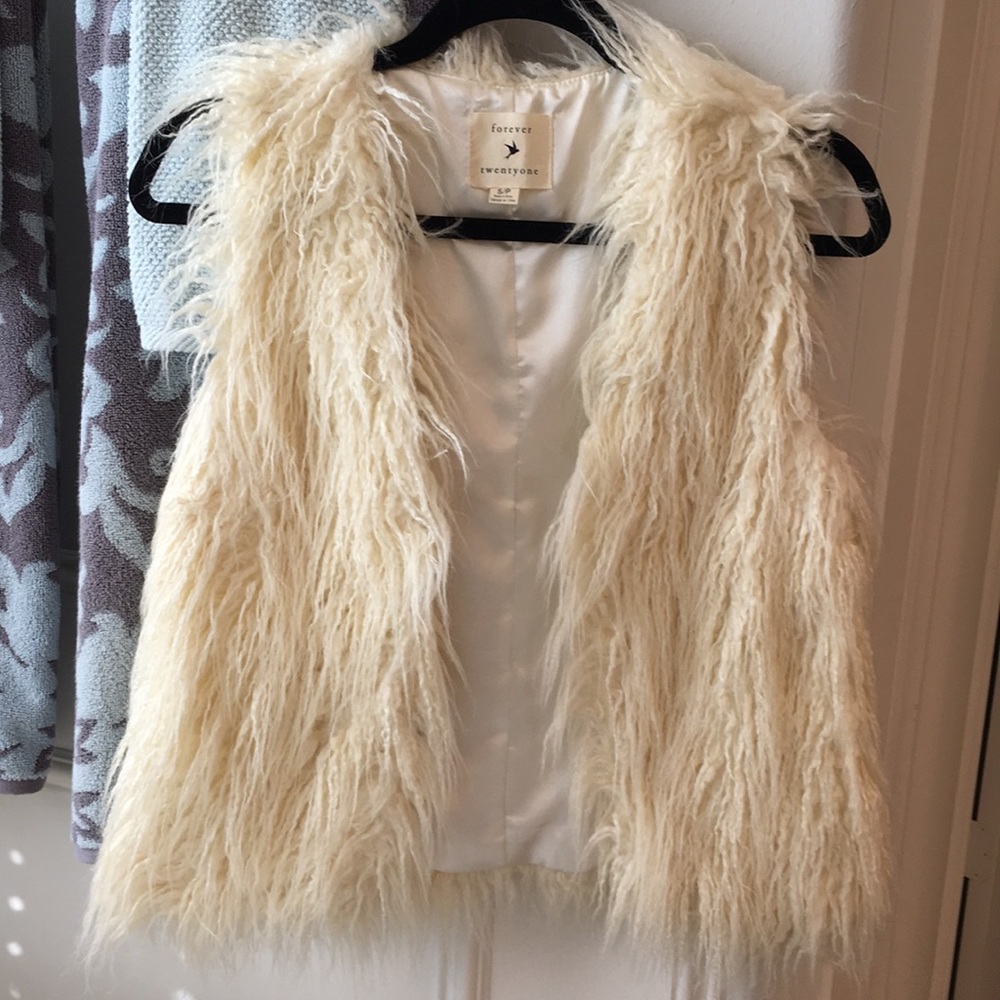 Forever 21 furry vest